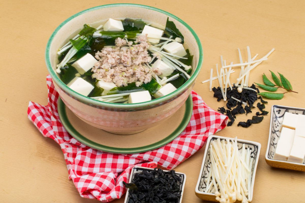 Canh rong biển đậu phụ